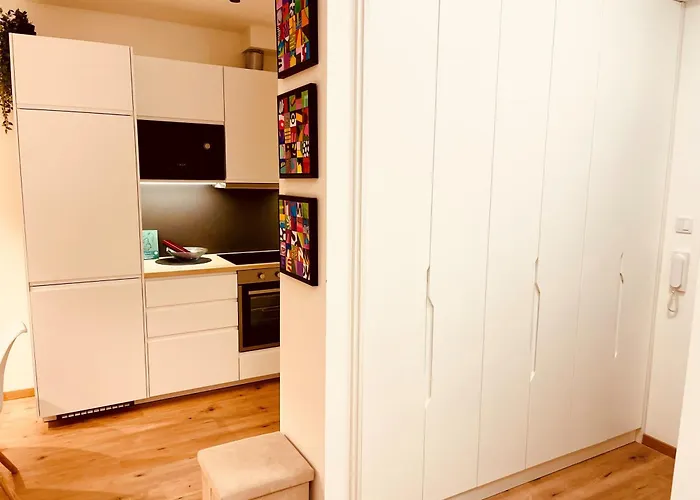 Capri Belvarosi Kerttel 미슈콜츠